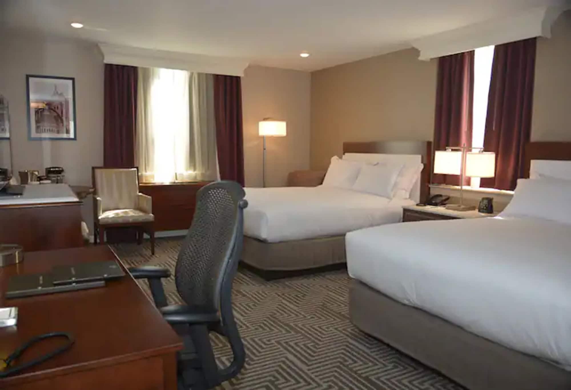 Hilton St. Louis Frontenac Bagian luar foto