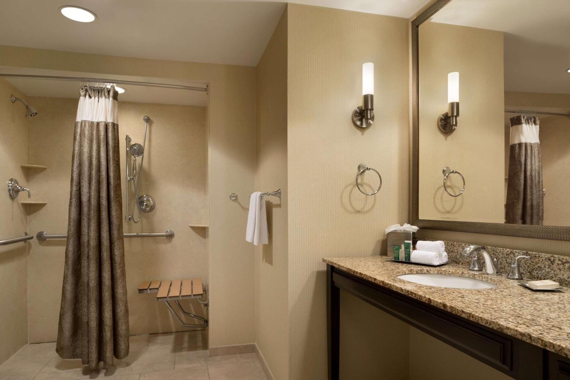 Hilton St. Louis Frontenac Bagian luar foto